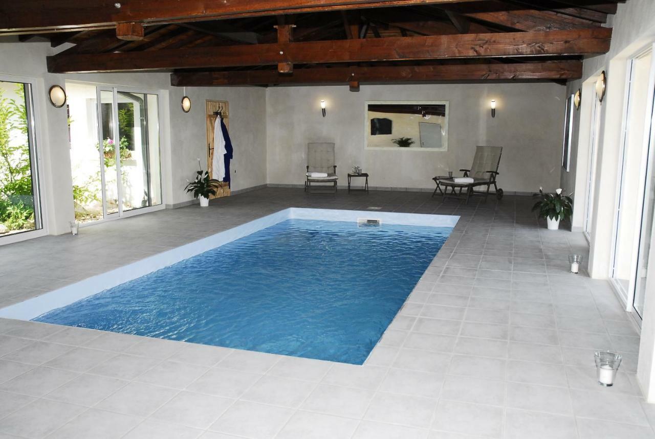 Ferienwohnung Au Pajot Ambax Ngoại thất bức ảnh